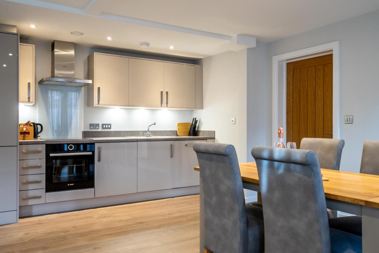 6 St Johns Mews Apartment York Bagian luar foto