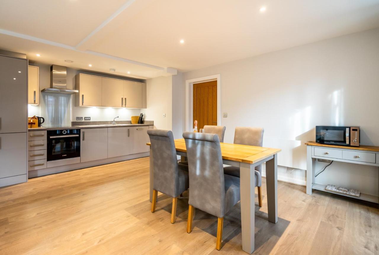 6 St Johns Mews Apartment York Bagian luar foto